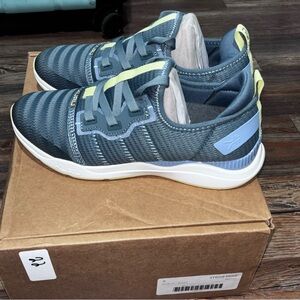 Kuru Stride Move Womens Size 8 Blue Haze Athletic Running Walking Shoes Sneakers